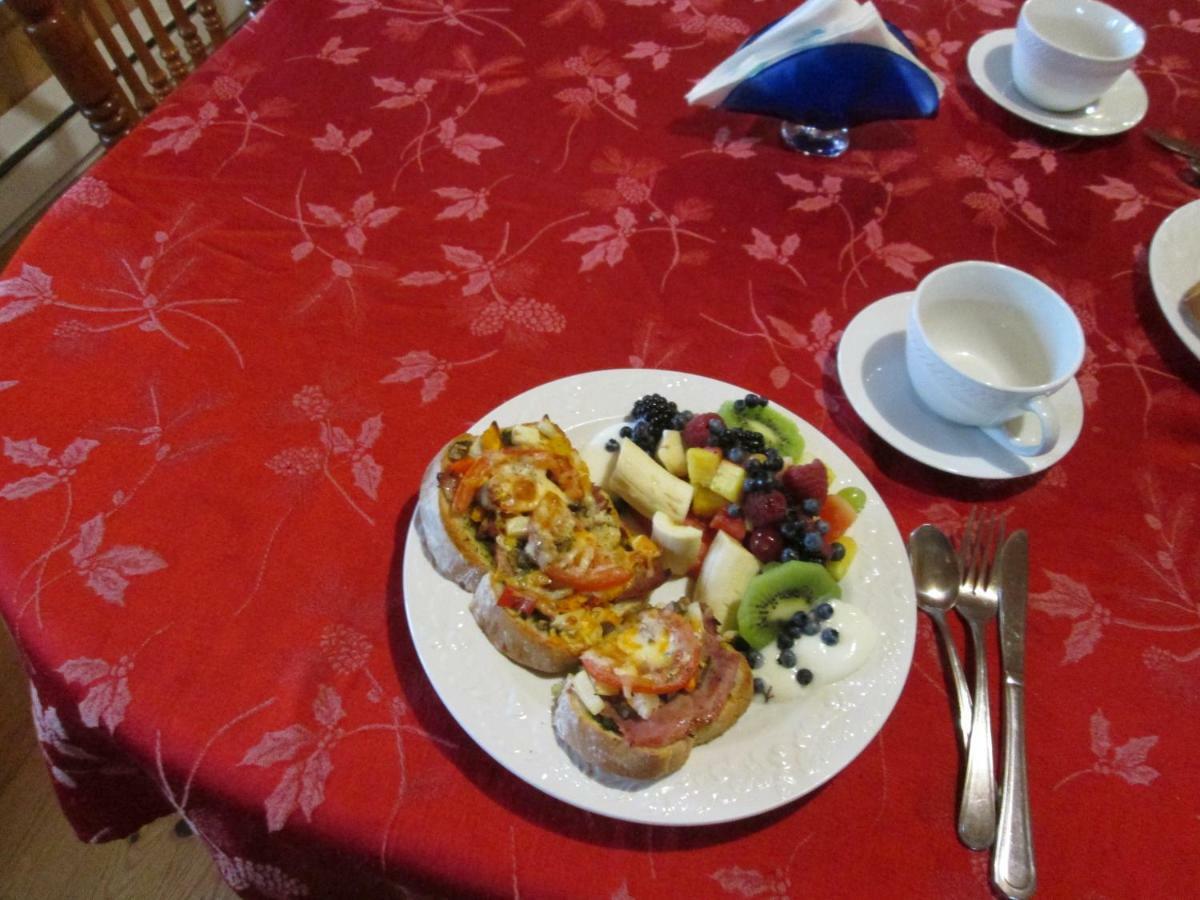 Gite La Maison Chez J.P. Bed And Breakfast Havre Aux Maisons Kültér fotó
